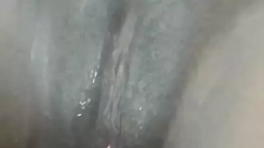 Village Bhabhi shows her boobs and pussy