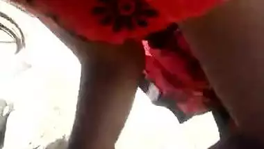 Desi village girl sucking lover cock outdoor