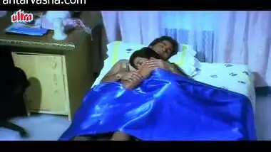 Hot bathroom scene from a bollywood movie