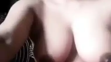 It isn't a problem for Desi wife to demonstrate XXX parts on camera