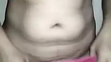 Sexy Indian Girl Showing Her Big Boobs