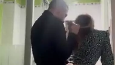 Cogiendome a la novia de mi mejor amigo