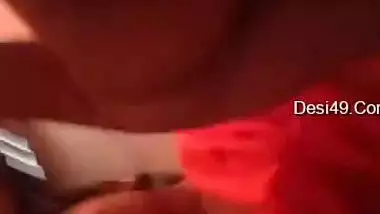 Amateur solo video of the Indian with purple nails exposing twat