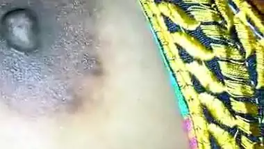 Desi girl hot boobs show