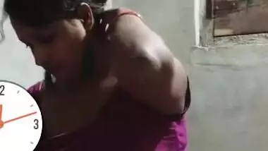 Hot desi bhabhi fucking with client mms part 3