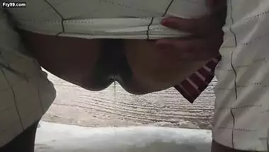 Indian Sister Hidden Cam Pissing Video Compilation