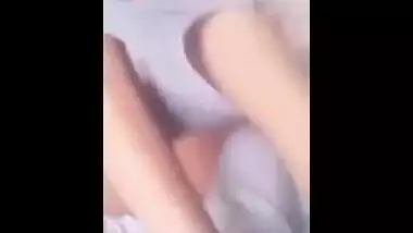 Large milk shakes bhabhi masturbates for devars pleasure!