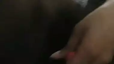 Desi girl fucking pussy dildo