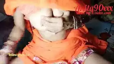 Chachi ne papa se rishton mai chudai ka game khela