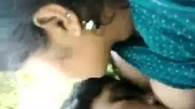 Bengali Girl’s Boob Press MMS