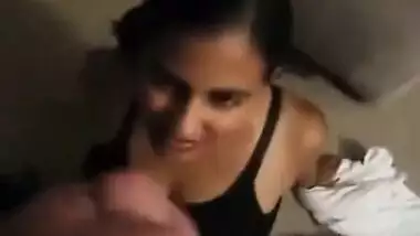 Indian Girl Loves Sucking Fist Timindian Girl Loves Sucking