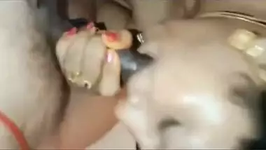 Mallu Auntty Giving Mouth tto Lover Cock