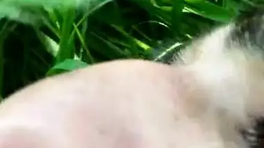 Gorgeous Kashmiri Girl Outdoor Sex MMS