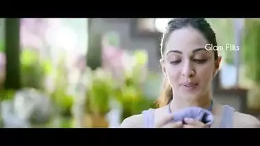 Kiara Advani Hot Entry Scene