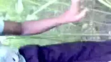 Desi aunty fucked in forest by colleague while his friend recorded