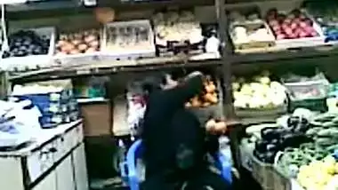 Hot Bhojpuri speaking aunty having sex at the grocery store