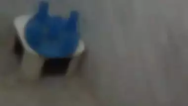 Bhabhi Filmed Naked In Bathroom – Movies