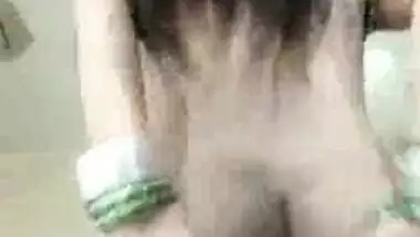 Horny Desi Wife Selfie Nude MMS video shot for secret lover