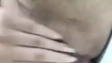 Wet Pussy Paki Girl Pussy rubbing