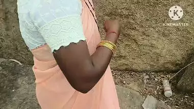 Indian outdoor sex of Nephew fucking his aunt in the bush