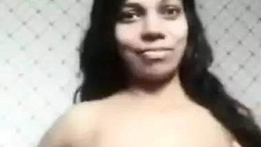 Desi Girl Showing On Video Call