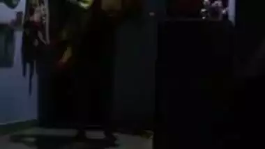 Naked Desi woman walks into apartment without knowing that XXX tenant films sex video