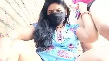Two lesbians fucks with strapon in an Indian lesbian xxx