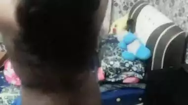 Tamil girl showing her boobs and ass