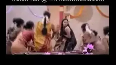 Tamil Actress Nice Boobs Show