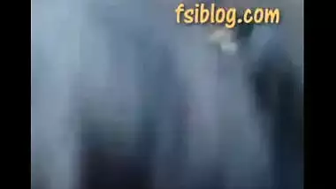 Desi college girl fucked by friends in car mms