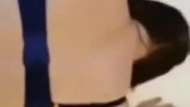 کون دادن داف ایرانی ، داف اسمی اینستا قمبل کرده و منتظر کیره پسره هم نامردی نمیکنه کونشو پاره میکنه