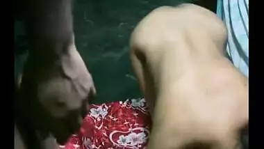 Desi bhabhi gets her pussy hammered in doggy style