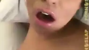 Delhi Girl’s Leaked MMS With Lover While Fucking Ass