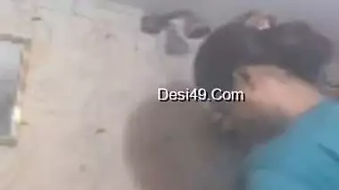 Today Exclusive- Desi Gf Showing Her Boobs And Pussy To Lover On Video Call Part 1