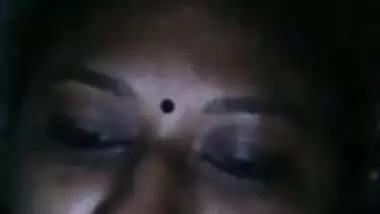 Bhabhi Shows Her Boobs