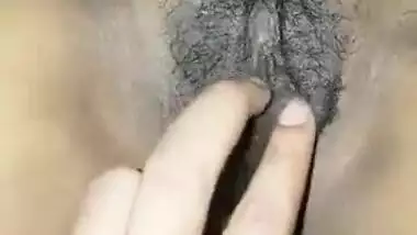 Indian desi Hyderabad wife fingering pussy with boy friend