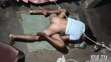 Indian girl has sex with her boyfriend