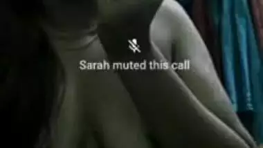 Sexy Tamil Bhabi Showing Her Boobs