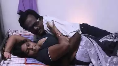 Tamil Bhabhi Foreplay - Movies.