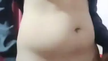 Sexy maal naked show for her boyfriend viral MMS