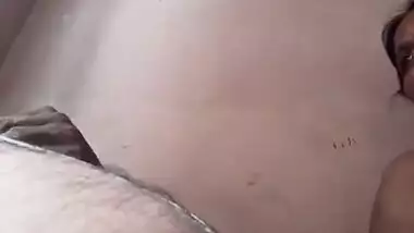 Boy has sex with Desi actress of XXX genre who prefers to suck off