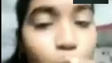 Cute BD Clg Girl Showing Her Boobs On video call