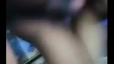 Amateur Indian couple fucks in doggy style