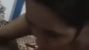 Indian blowjob wife sucking dick viral MMS