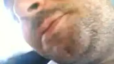 XXX vidoes of an non-professional angel having enjoyment with boyfriend in his car