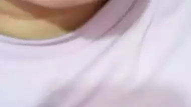 Big ass MILF sister naked after striptease viral MMS