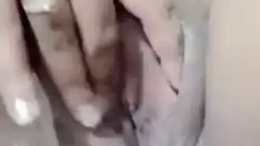 College angels FSI sex MMS movie goes viral on the net