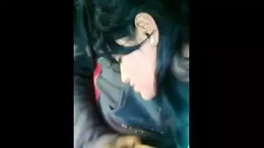 Marathi bhabhi giving a nice blowjob in the car