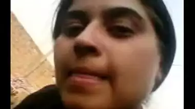 BBW house wife giving a hot blowjob to her lover