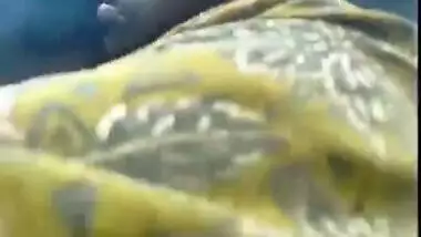 Horny Desi boy licks GF's hard XXX nipples while they make out outdoors